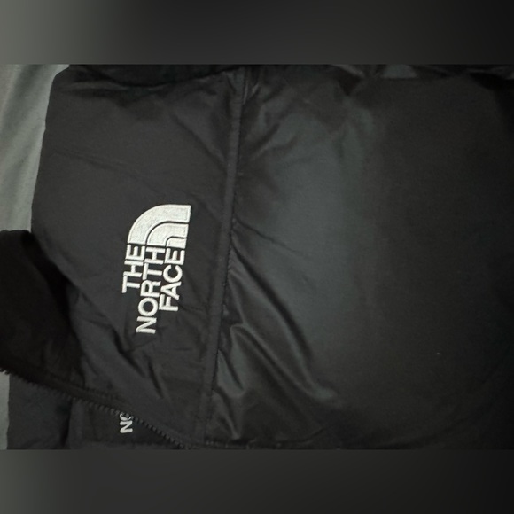 The North Face Nuptse Jacket - Picture 8 of 10